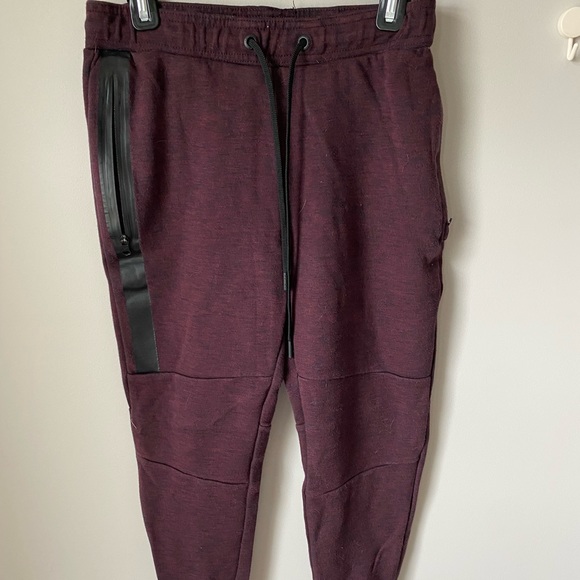 American Eagle Joggers - Picture 1 of 3